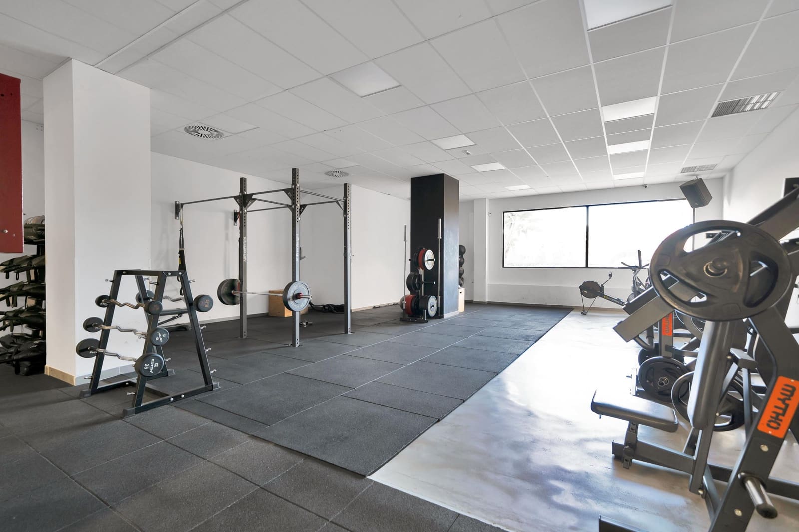 Firma/Unternehmen zu vermieten in Nueva Andalucia - 3.600 € (Ref: 9450464)