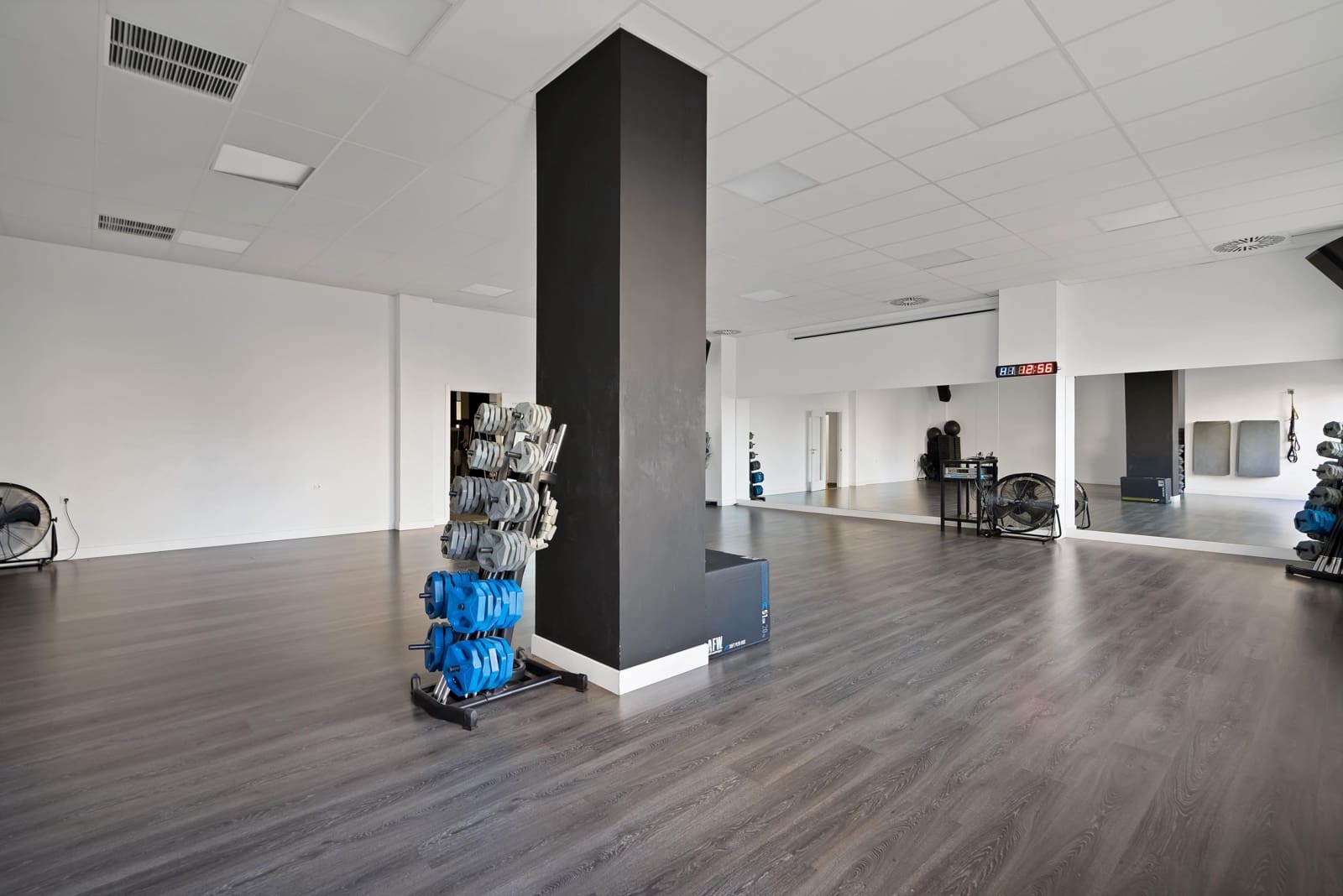 Firma/Unternehmen zu vermieten in Nueva Andalucia - 3.600 € (Ref: 9450464)