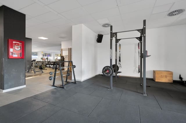 Virksomhed til leje i Marbella - € 3.600 (Ref: 9450464)