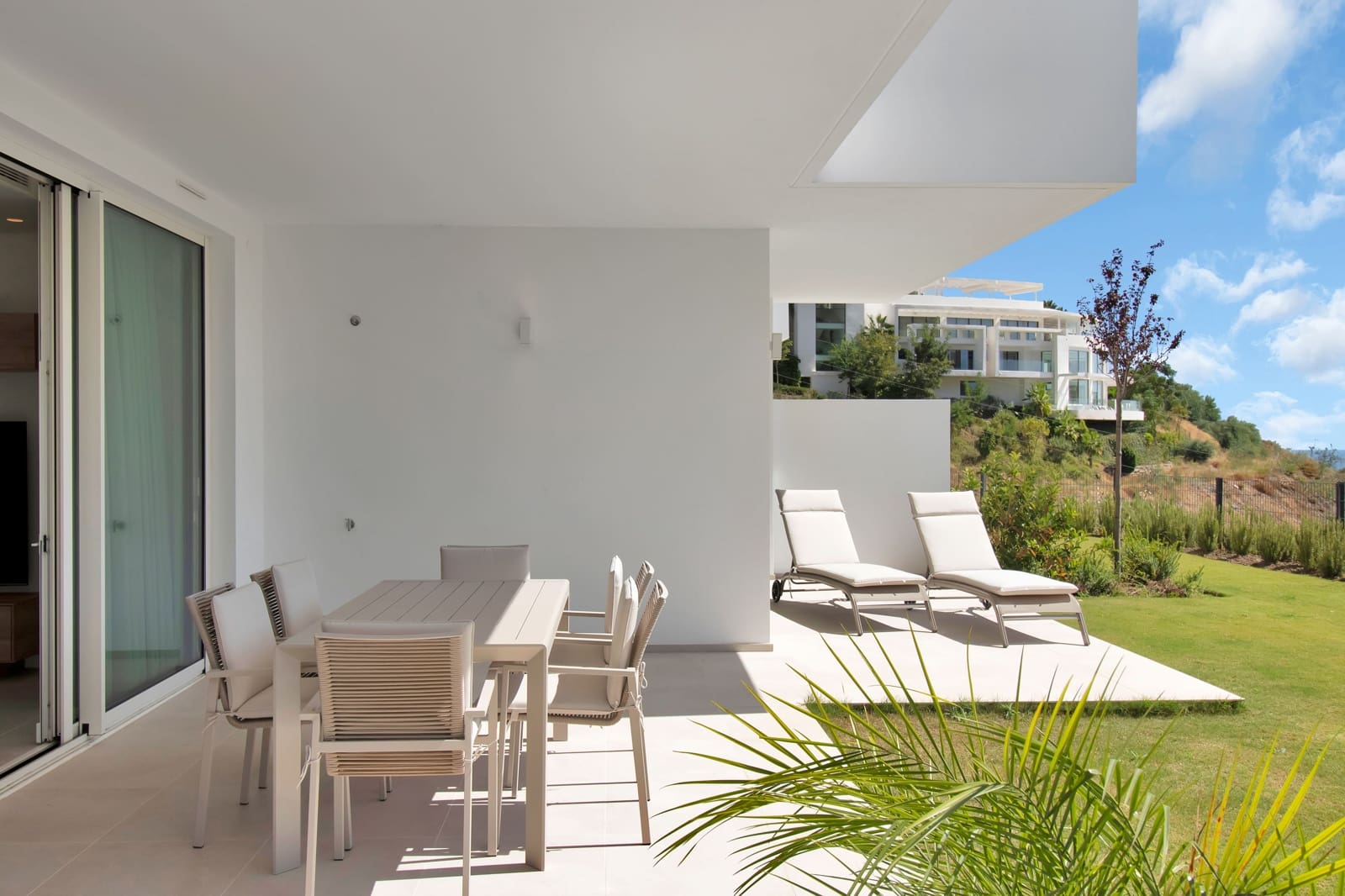 2 soveværelse Lejlighed til salg i Ojen med swimmingpool - € 719.000 (Ref: 9450465)