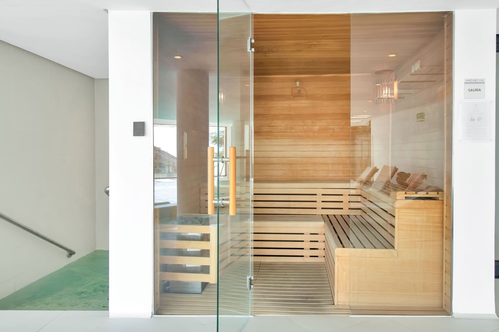 2 soveværelse Lejlighed til salg i Ojen med swimmingpool - € 719.000 (Ref: 9450465)