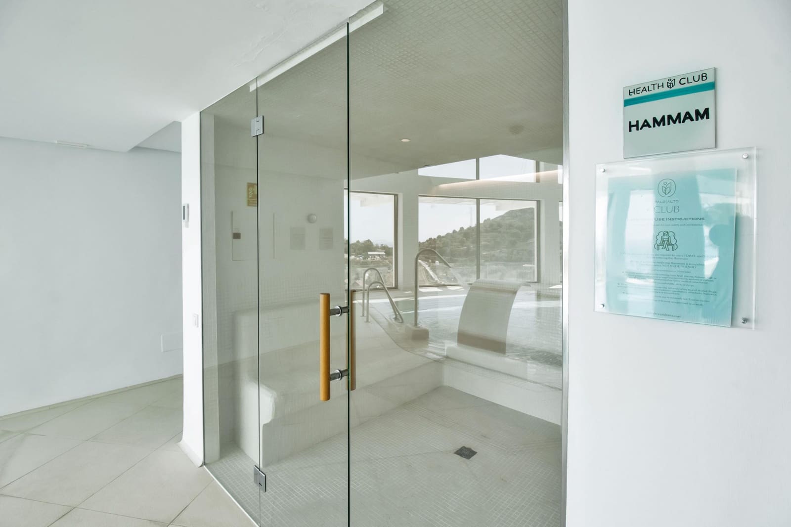 2 bedroom Apartment for sale in Ojen with pool - € 719,000 (Ref: 9450465)