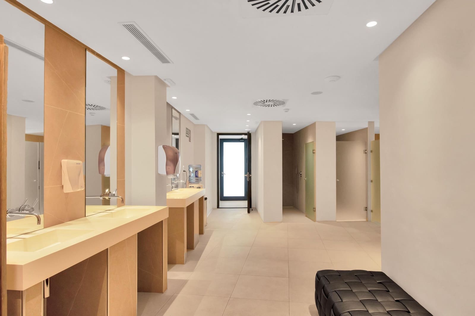 2 bedroom Apartment for sale in Ojen with pool - € 719,000 (Ref: 9450465)