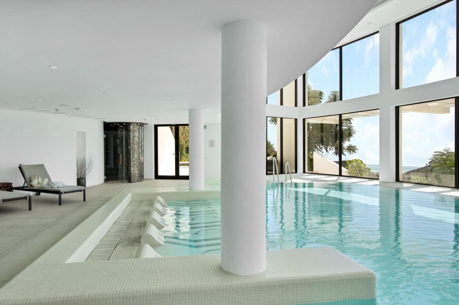 2 bedroom Apartment for sale in Ojen with pool - € 719,000 (Ref: 9450465)