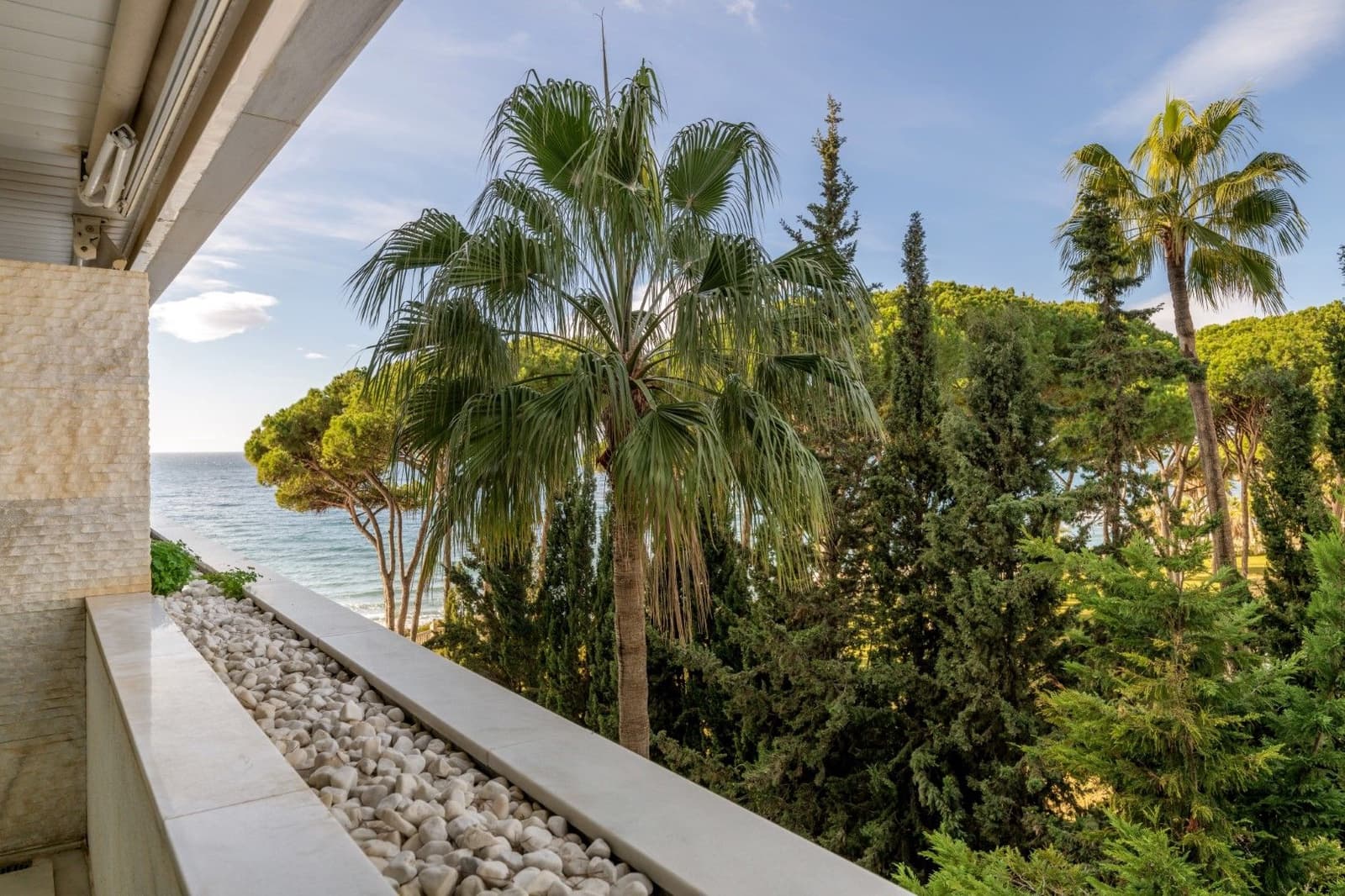 2 bedroom Apartment for sale in Golden Mile with pool - € 1,210,000 (Ref: 9456501)