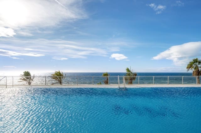 2 bedroom Apartment for sale in Marbella Centro, Marbella with pool - € 1,210,000 (Ref: 9456501)