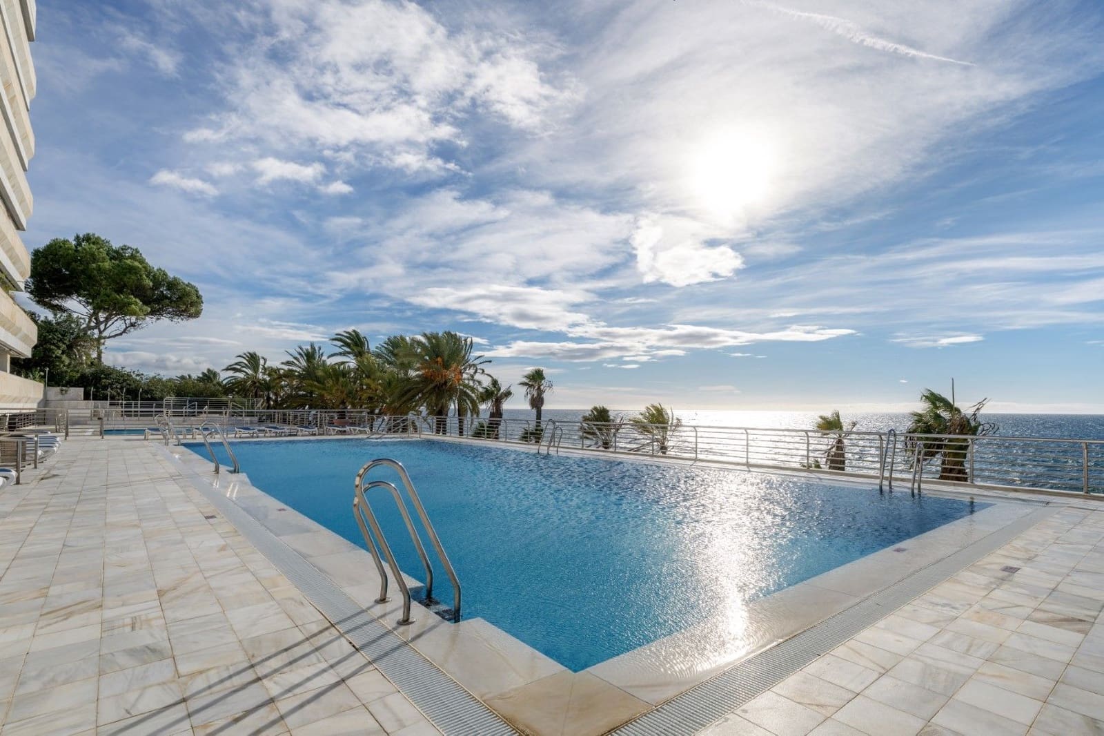 2 bedroom Apartment for sale in Marbella with pool - € 1,210,000 (Ref: 9456501)