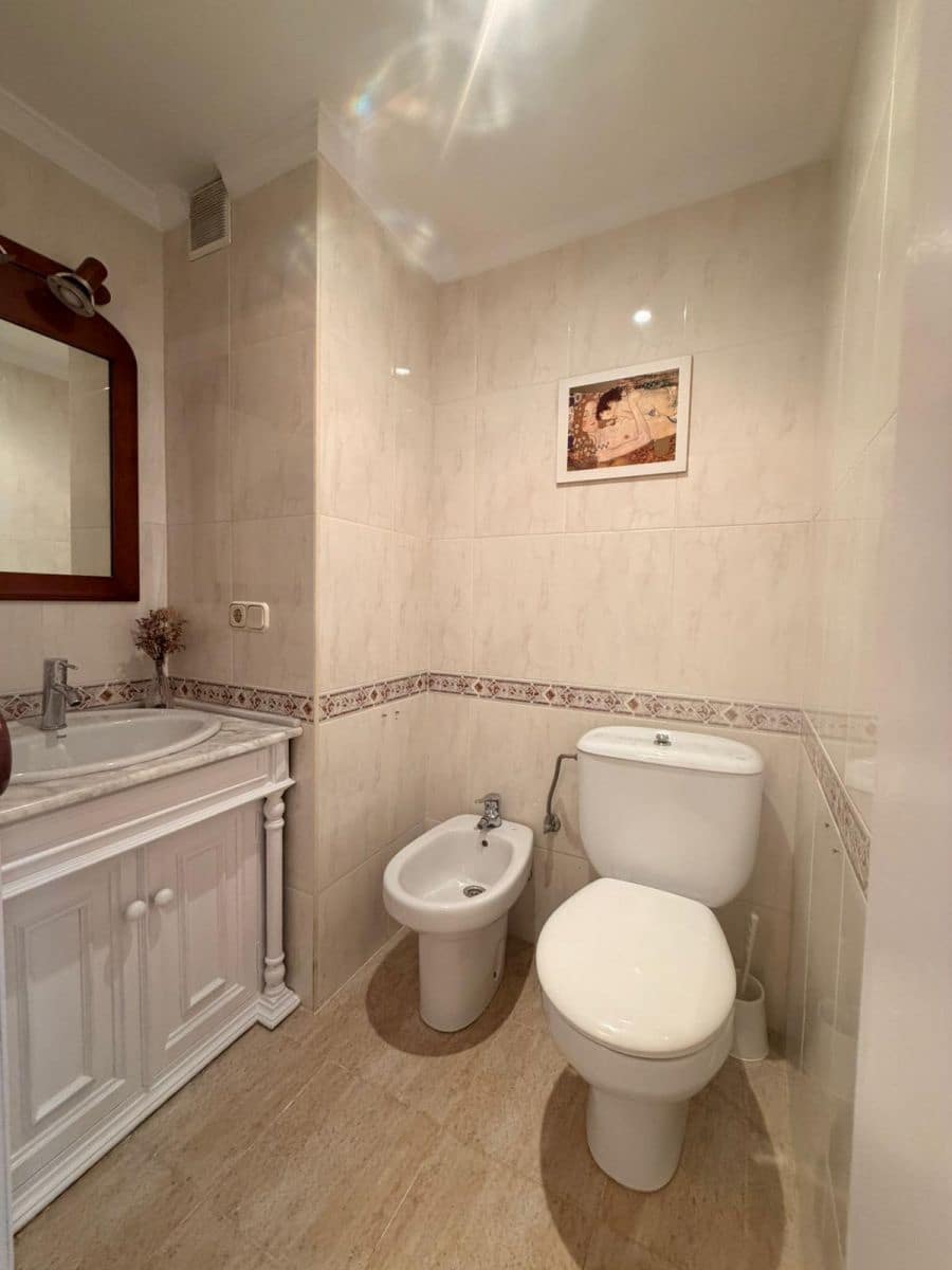 1 sypialnia Apartament do wynajęcia w Marbella z basenem - 1 600 € (Ref: 9468602)