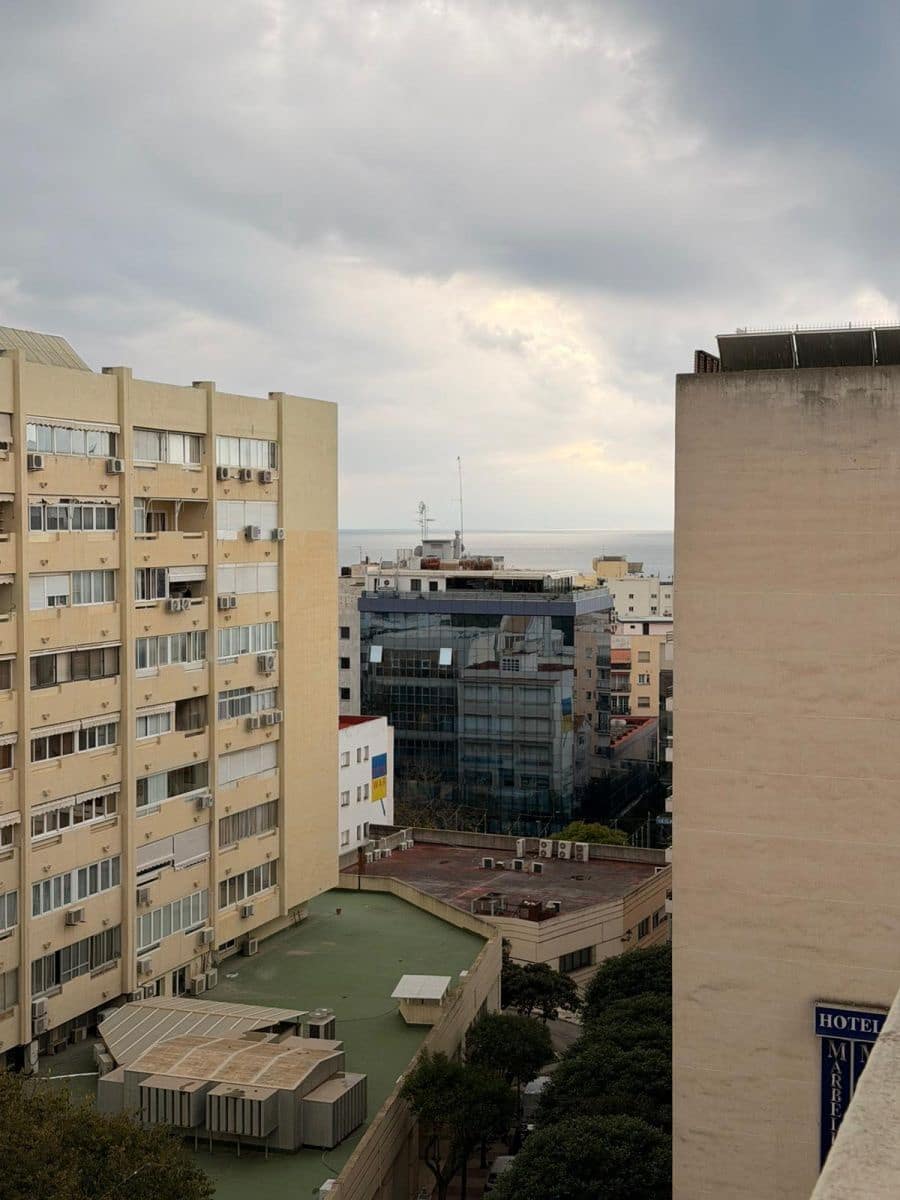 1 sypialnia Apartament do wynajęcia w Marbella z basenem - 1 600 € (Ref: 9468602)