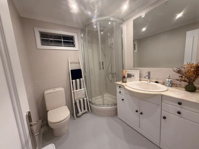 1 sypialnia Apartament do wynajęcia w Marbella z basenem - 1 600 € (Ref: 9468602)