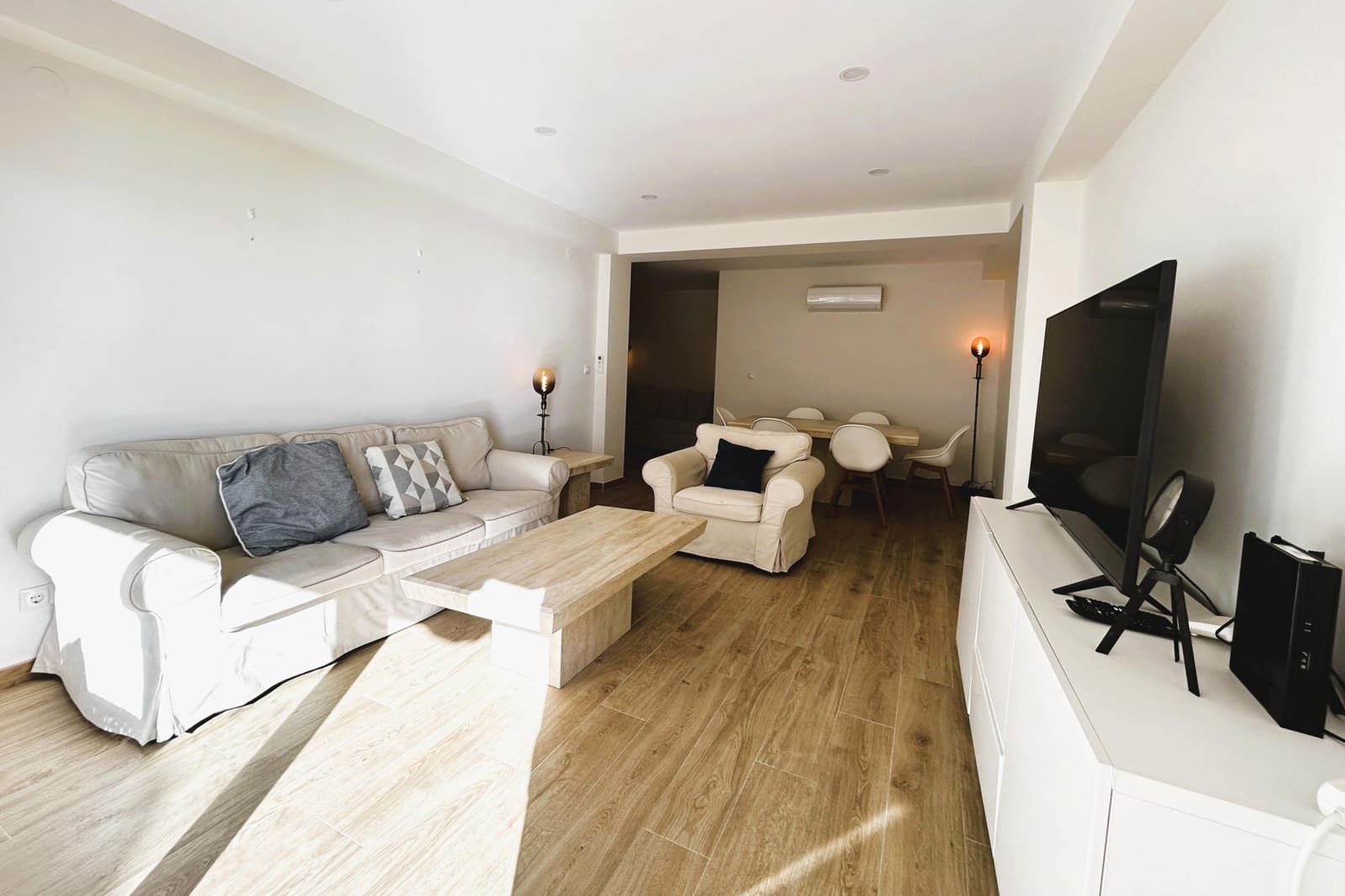 2 sypialnia Apartament do wynajęcia w Fuengirola z basenem - 1 750 € (Ref: 9470618)