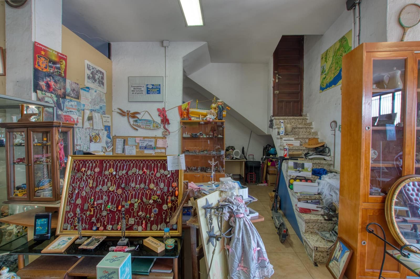 7 bedroom Commercial for sale in Velez-Malaga - € 850,000 (Ref: 9474335)