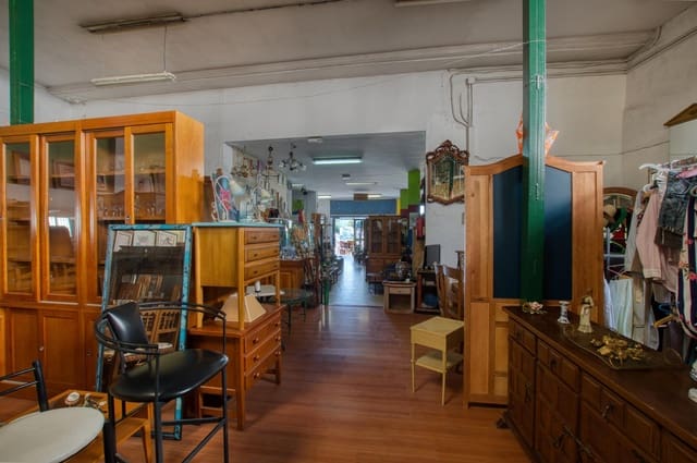 7 soveværelse Erhverv til salg i Vélez-Málaga - € 850.000 (Ref: 9474335)