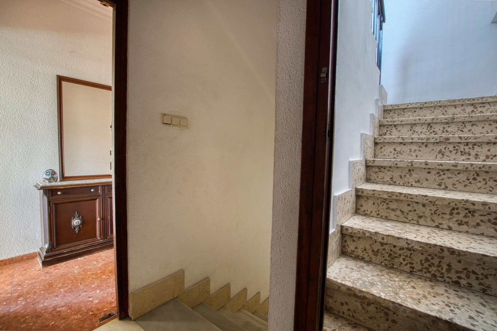 7 slaapkamer Commercieel te koop in Velez-Malaga - € 850.000 (Ref: 9474335)