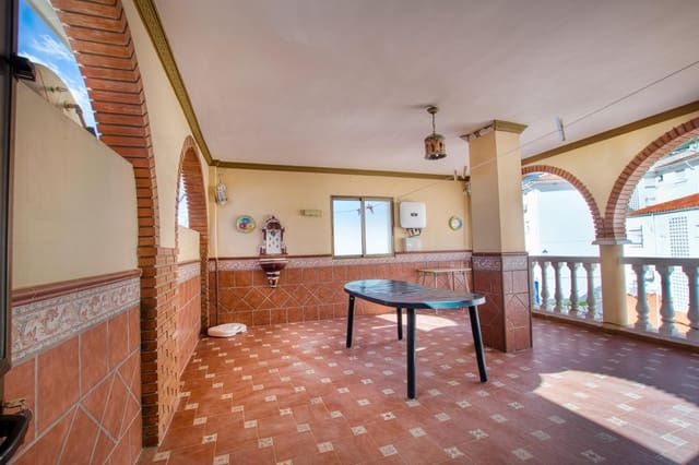 4 bedroom Villa for sale in Periana - € 270,000 (Ref: 9482152)