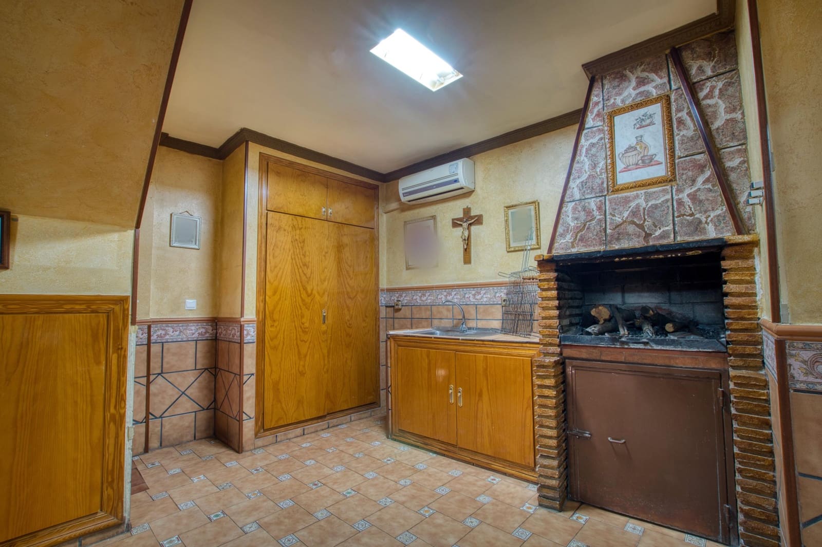 4 bedroom Villa for sale in Periana - € 270,000 (Ref: 9482152)