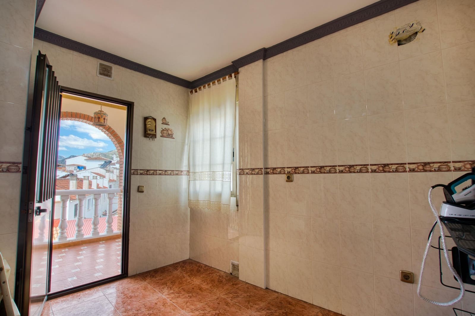 4 bedroom Villa for sale in Periana - € 270,000 (Ref: 9482152)