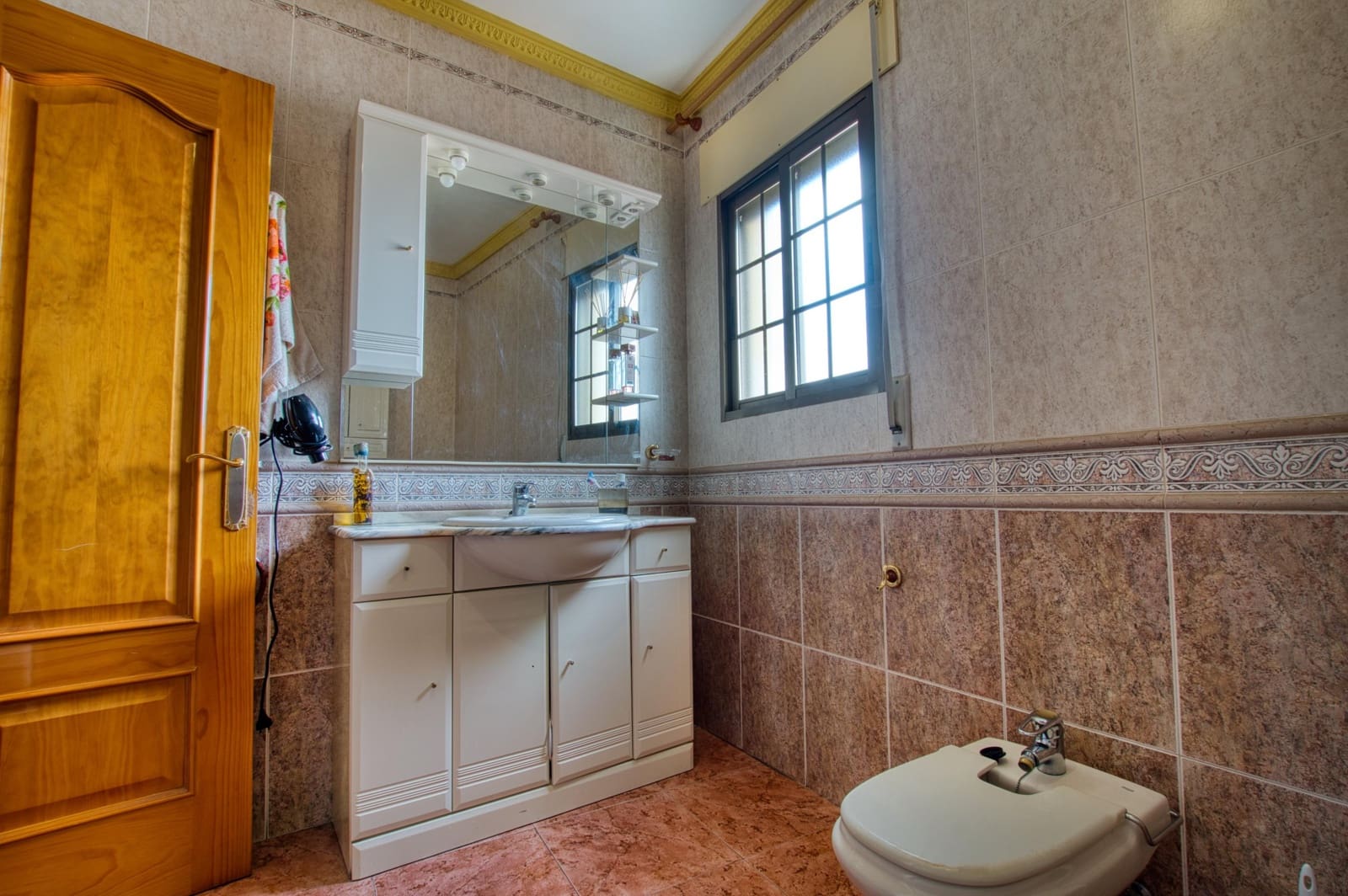 4 bedroom Villa for sale in Periana - € 270,000 (Ref: 9482152)