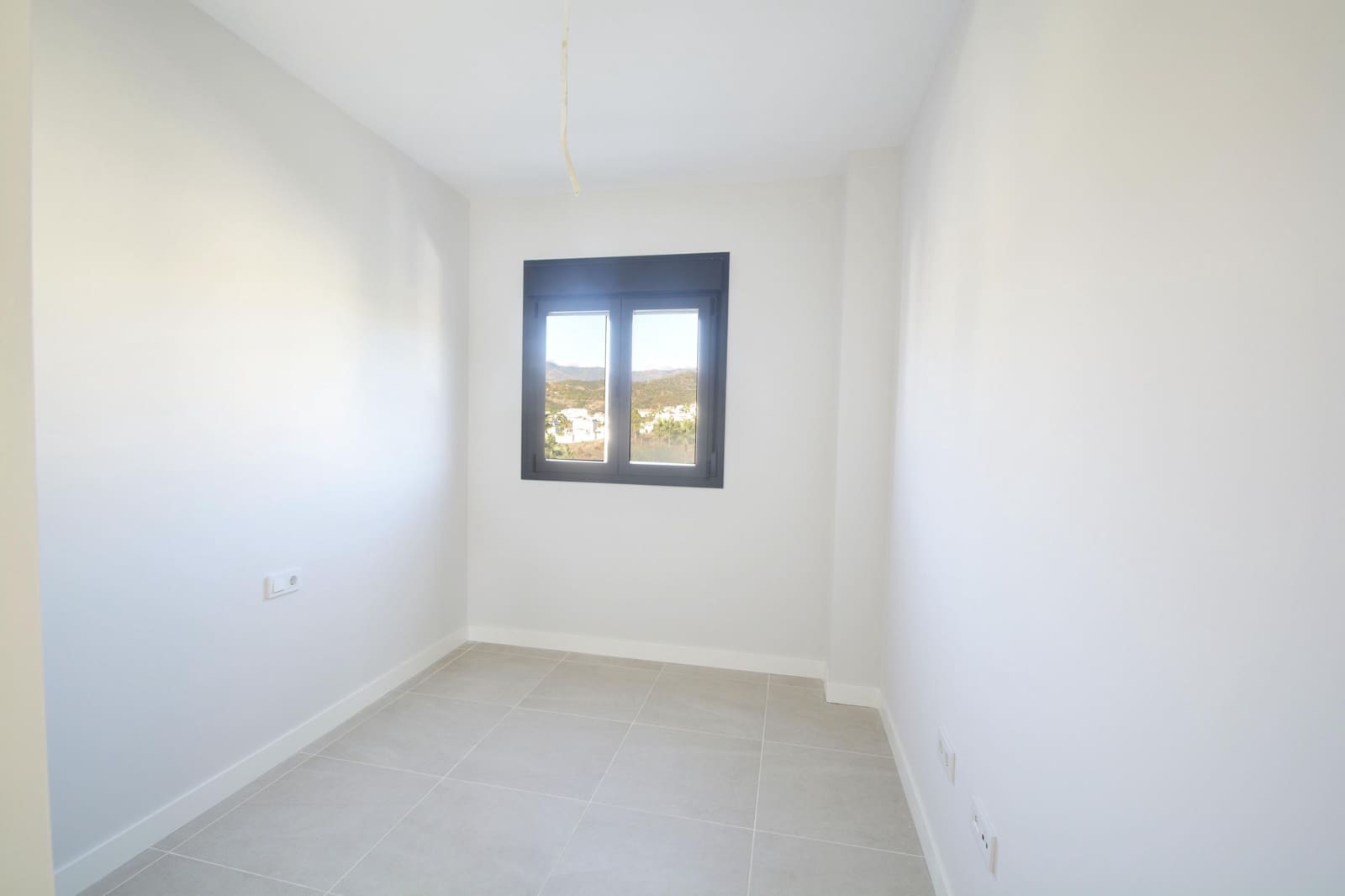 3 Zimmer Penthouse zu verkaufen in New Golden Mile mit Pool - 549.000 € (Ref: 9504510)