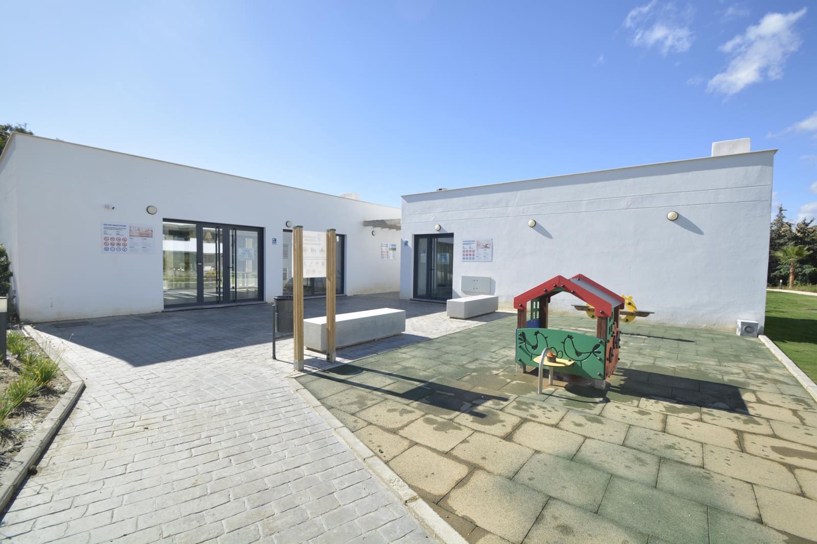 3 bedroom Penthouse for sale in New Golden Mile with pool - € 549,000 (Ref: 9504510)