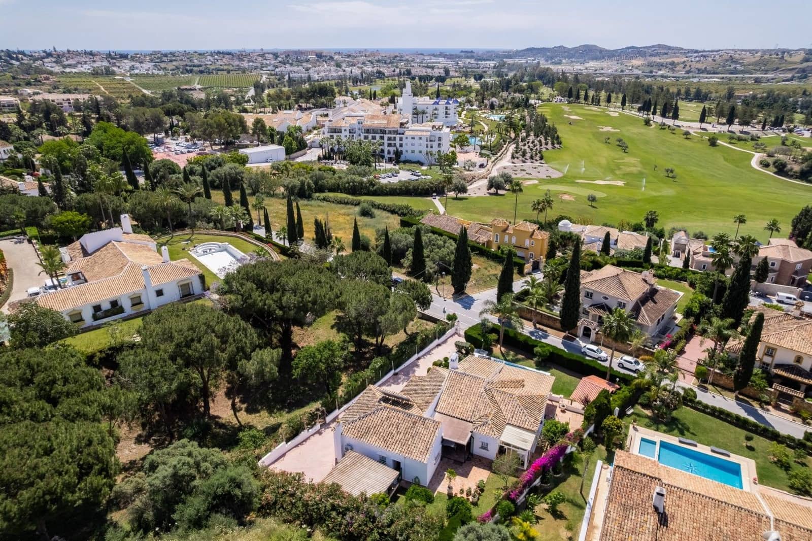 4 makuuhuone Huvila myytävänä paikassa Mijas Golf mukana uima-altaan - 1 380 000 € (Ref: 9509219)