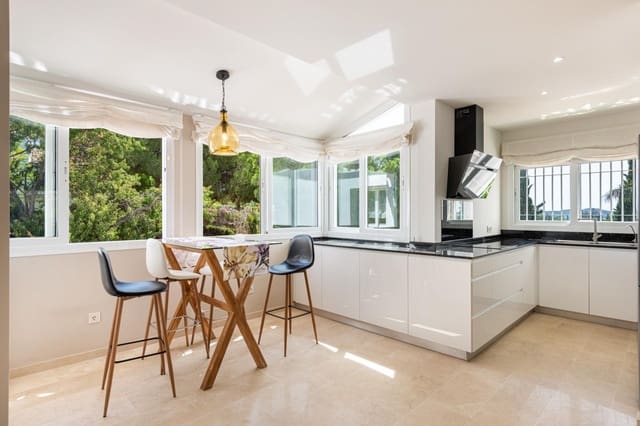 4 soverom Villa til salgs i Mijas Golf, Mijas med svømmebasseng garasje - € 1 380 000 (Ref: 9509219)