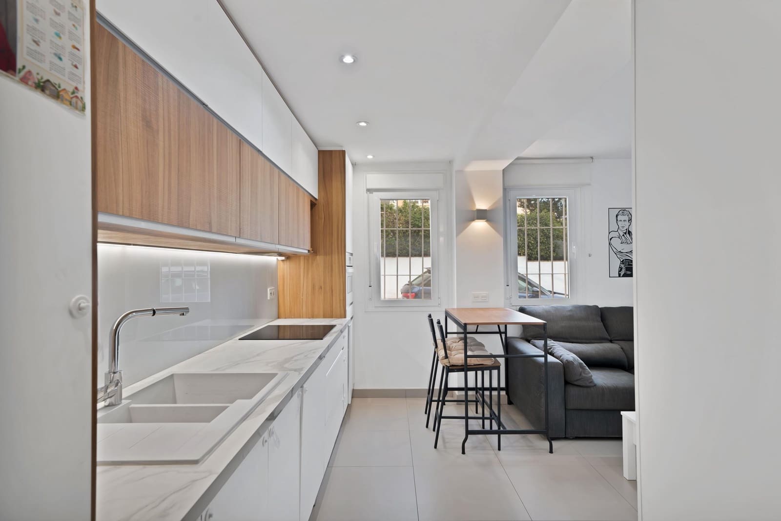 2 bedroom Apartment for sale in Marbella - € 393,000 (Ref: 9524507)