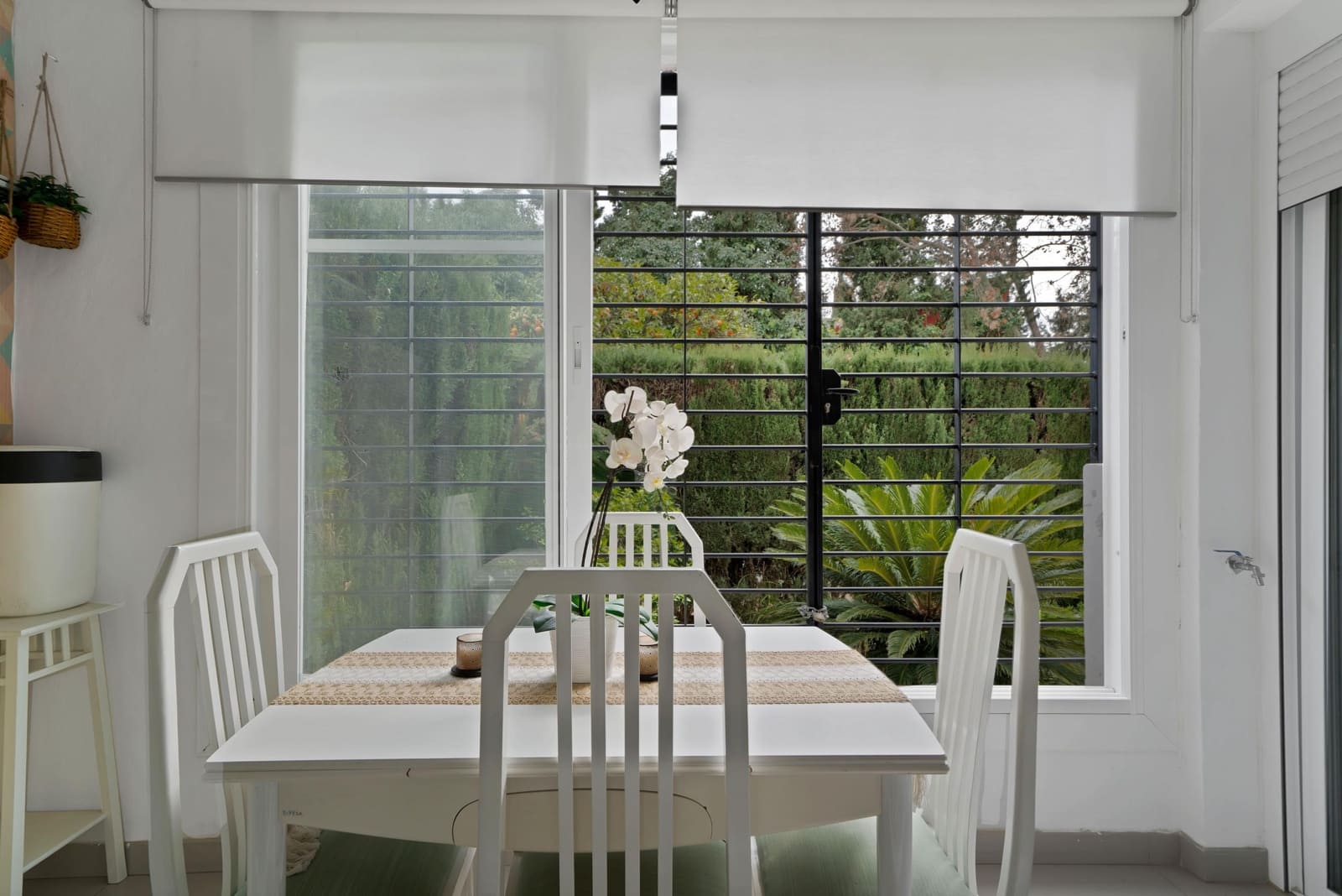 2 bedroom Apartment for sale in Marbella - € 393,000 (Ref: 9524507)