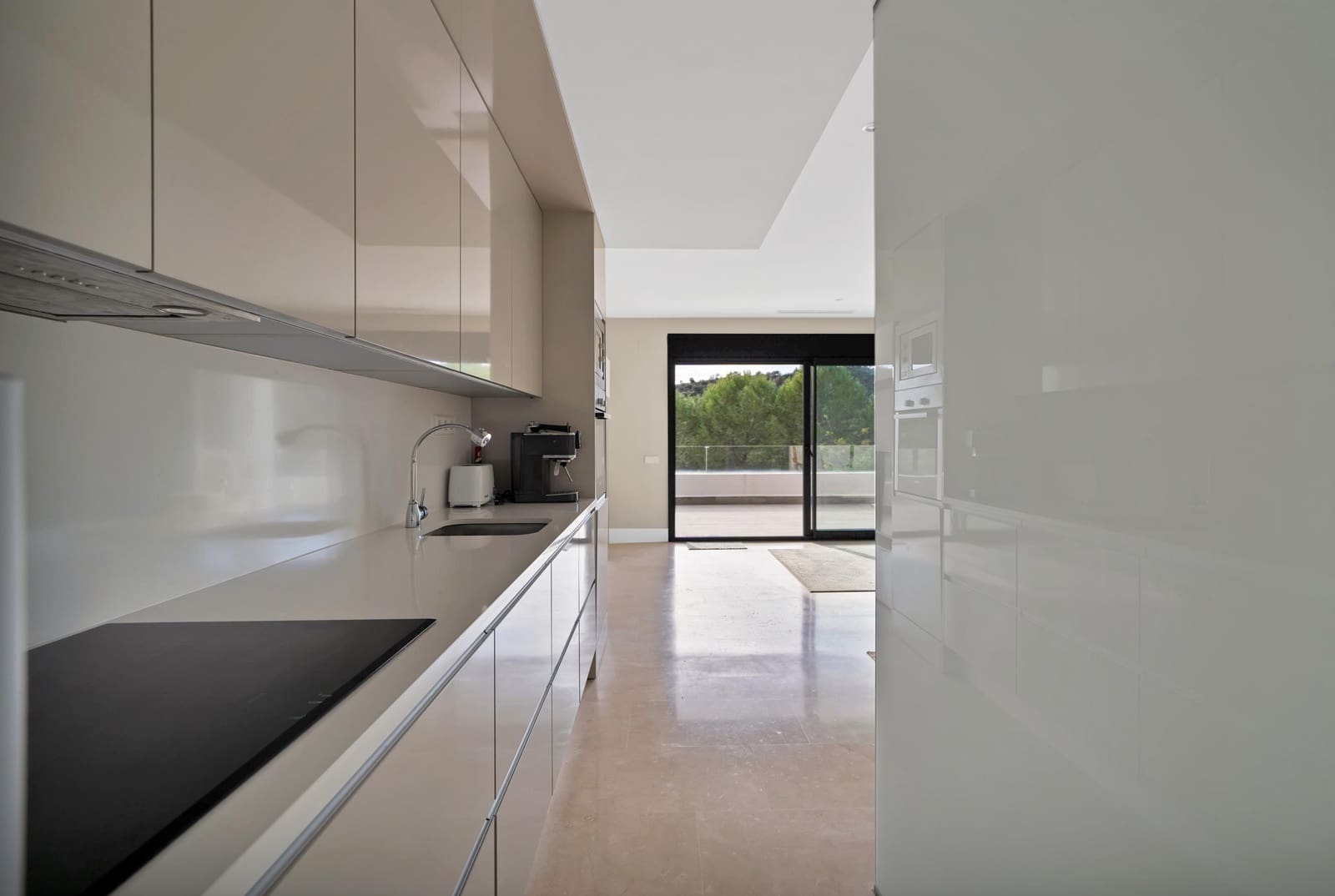 2 sypialnia Apartament na sprzedaż w New Golden Mile z basenem - 375 000 € (Ref: 9535834)