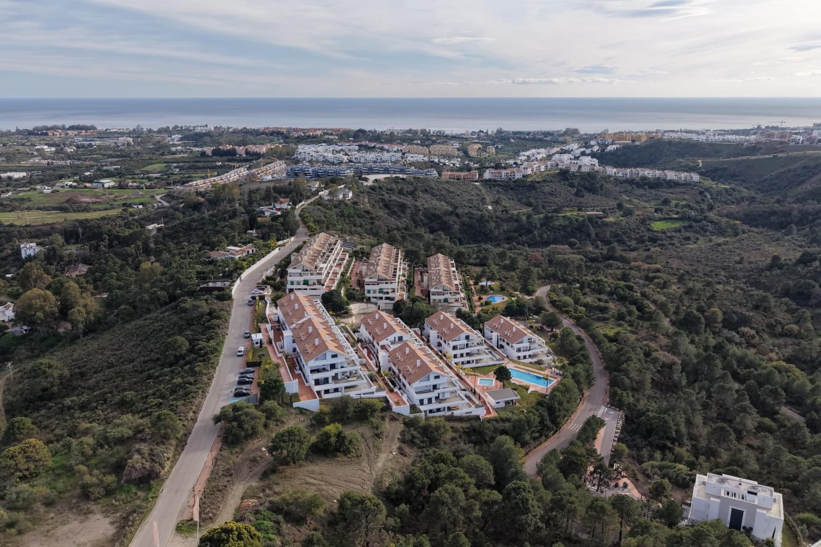 2 sypialnia Apartament na sprzedaż w New Golden Mile z basenem - 375 000 € (Ref: 9535834)