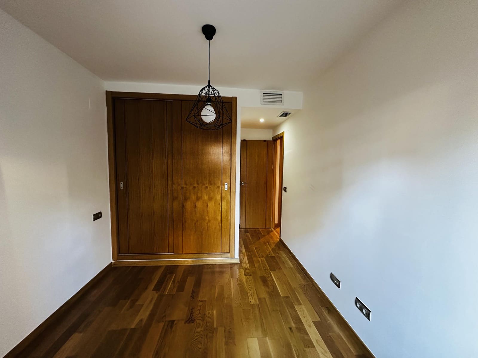 3 Zimmer Apartment zu vermieten in Malaga Stadt mit Pool - 1.600 € (Ref: 9535835)