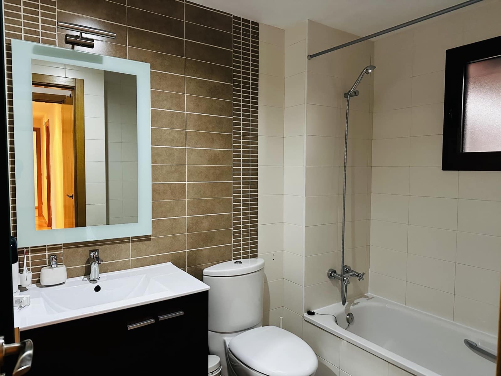 3 Zimmer Apartment zu vermieten in Malaga Stadt mit Pool - 1.600 € (Ref: 9535835)