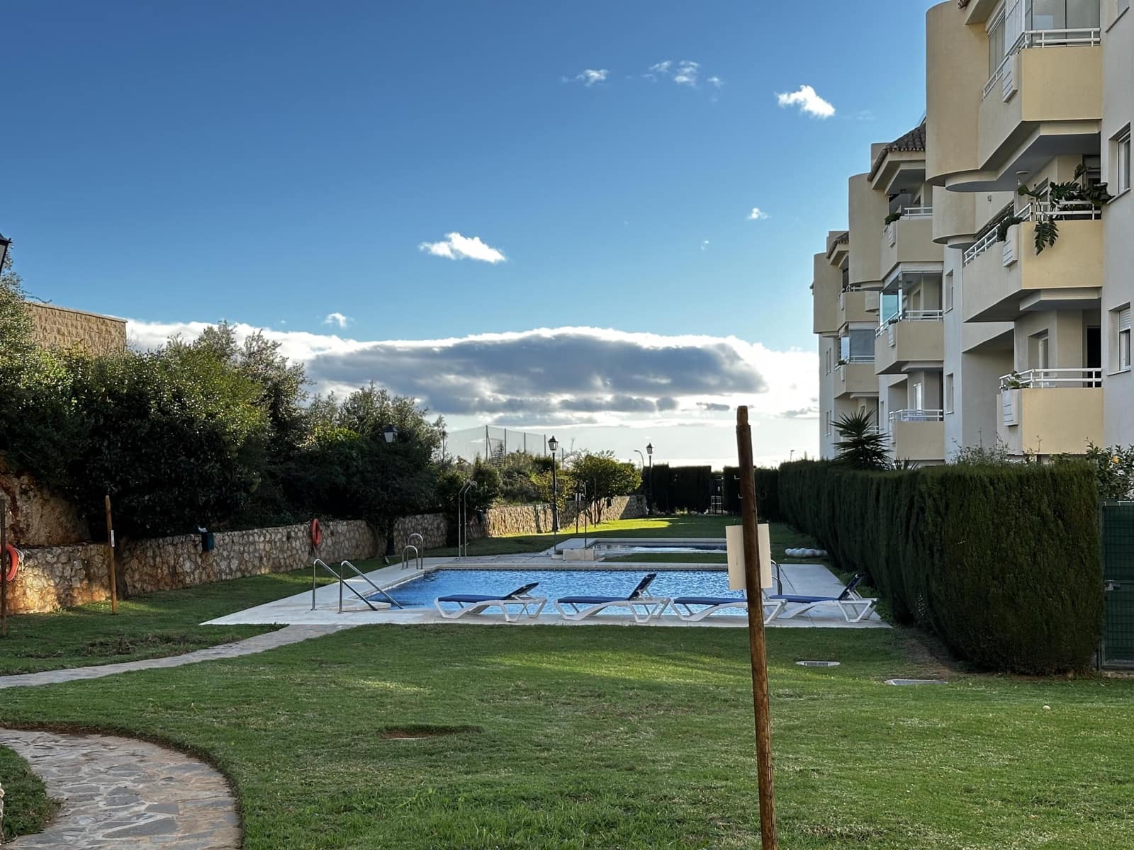 3 soveværelse Lejlighed til leje i La Cala del Moral med swimmingpool - € 1.600 (Ref: 9541652)