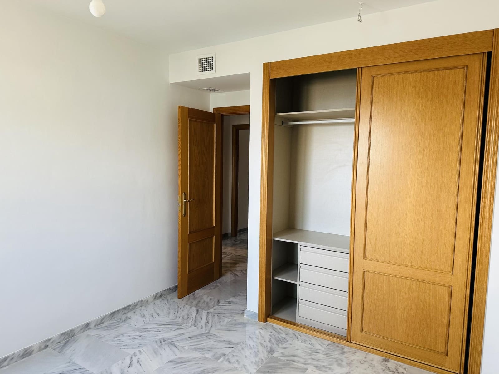 3 bedroom Apartment for rent in La Cala del Moral with pool - € 1,600 (Ref: 9541652)