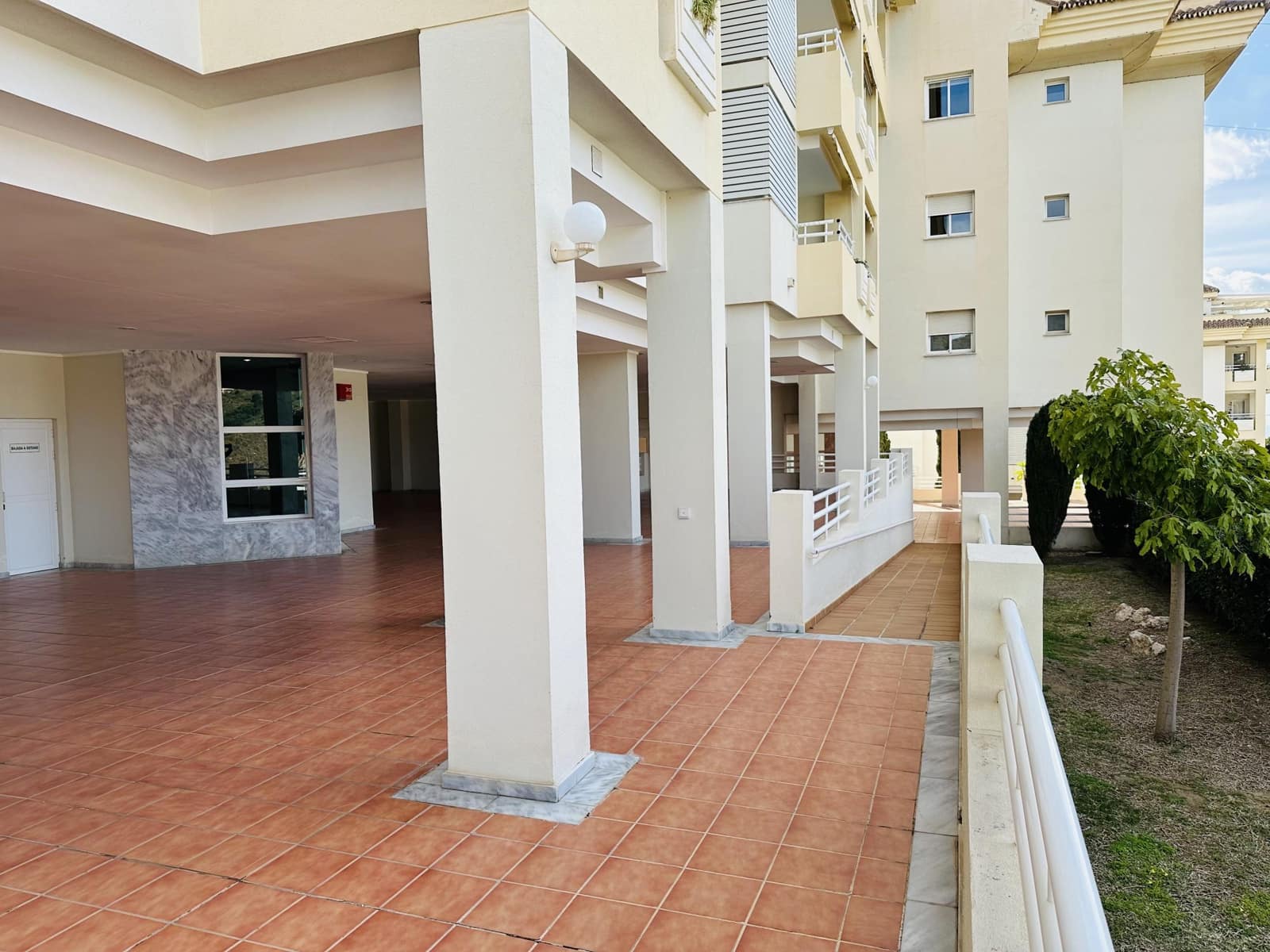 3 bedroom Apartment for rent in La Cala del Moral with pool - € 1,600 (Ref: 9541652)