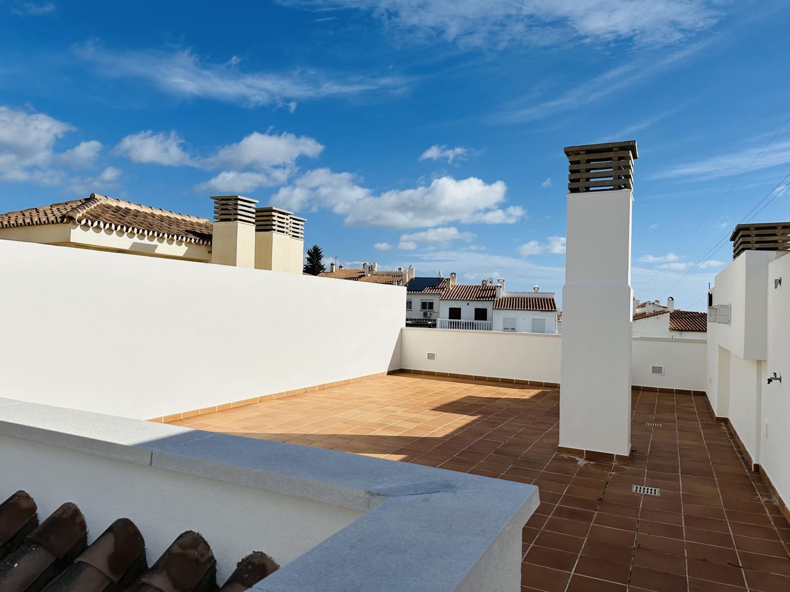 3 bedroom Apartment for rent in La Cala del Moral with pool - € 1,600 (Ref: 9541652)
