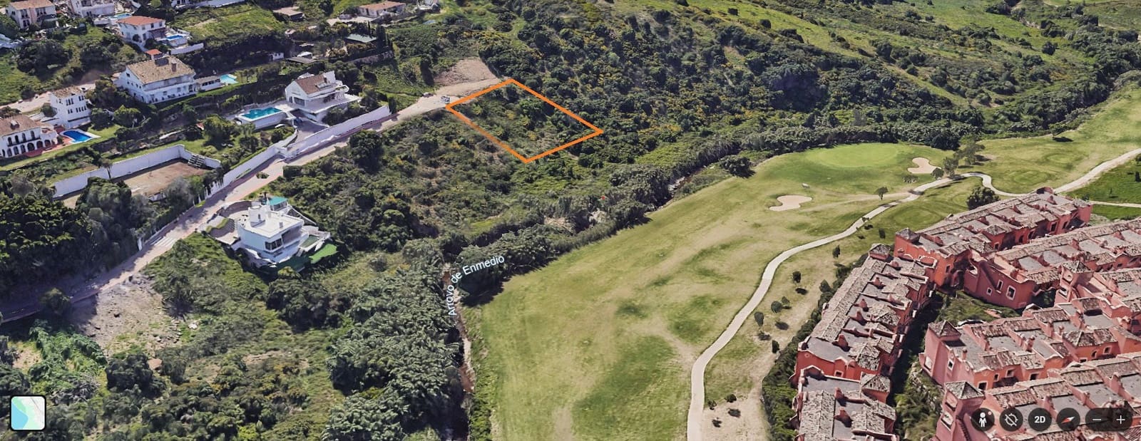 Building Plot for sale in Estepona - € 295,000 (Ref: 9541654)