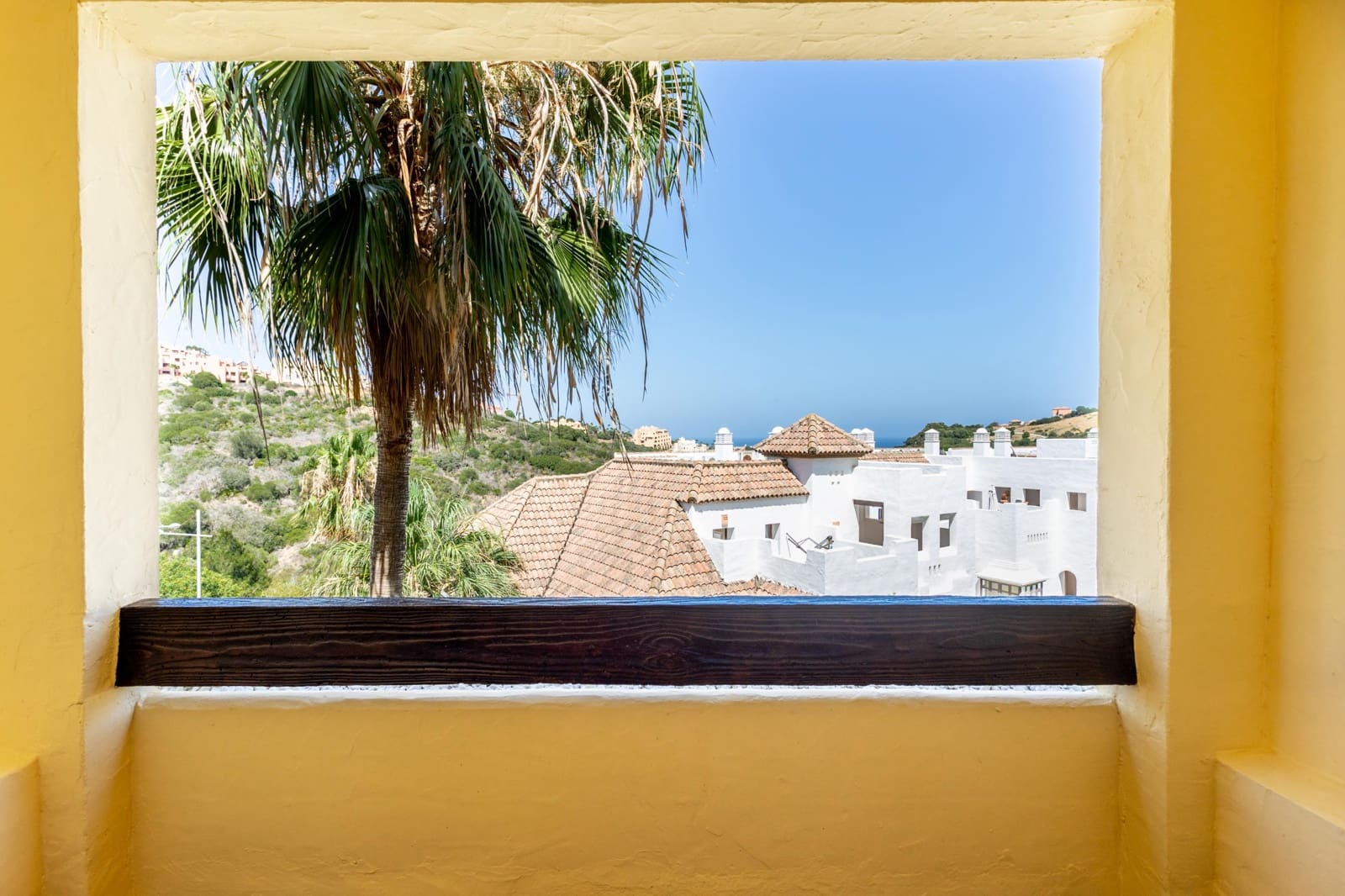 2 chambre Appartement à vendre à La Duquesa / Puerto de la Duquesa avec piscine - 274 900 € (Ref: 9574805)