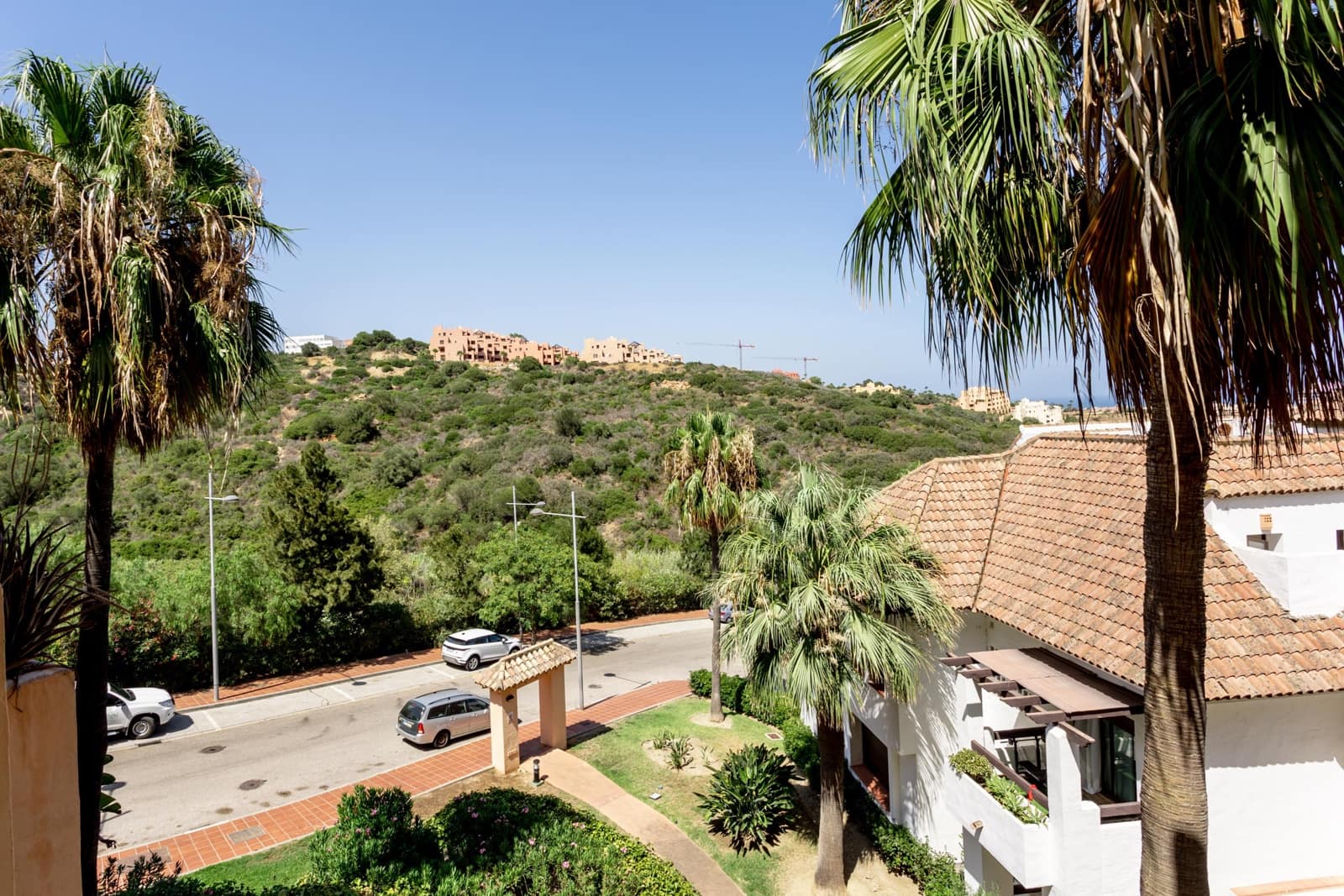 2 chambre Appartement à vendre à La Duquesa / Puerto de la Duquesa avec piscine - 274 900 € (Ref: 9574805)