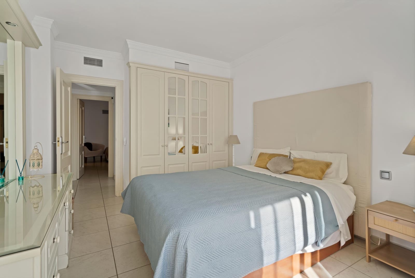 2 bedroom Apartment for sale in La Quinta - € 410,000 (Ref: 9584538)