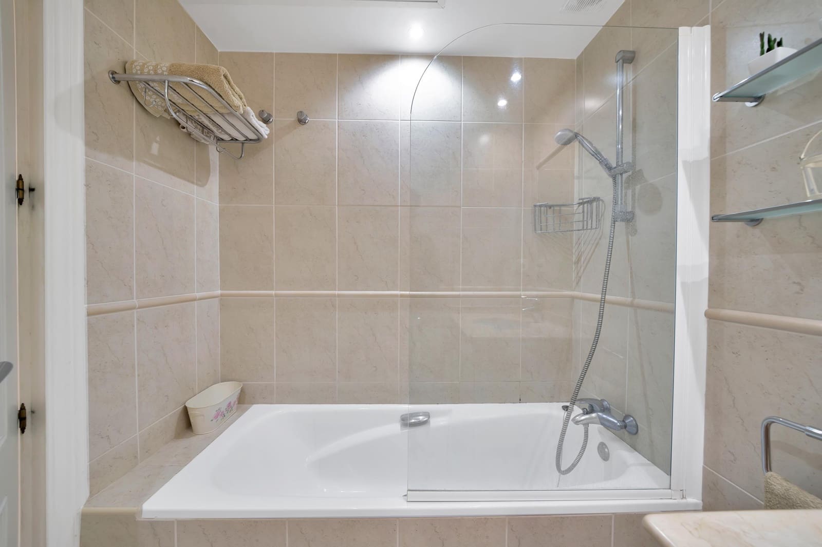 2 bedroom Apartment for sale in La Quinta - € 410,000 (Ref: 9584538)