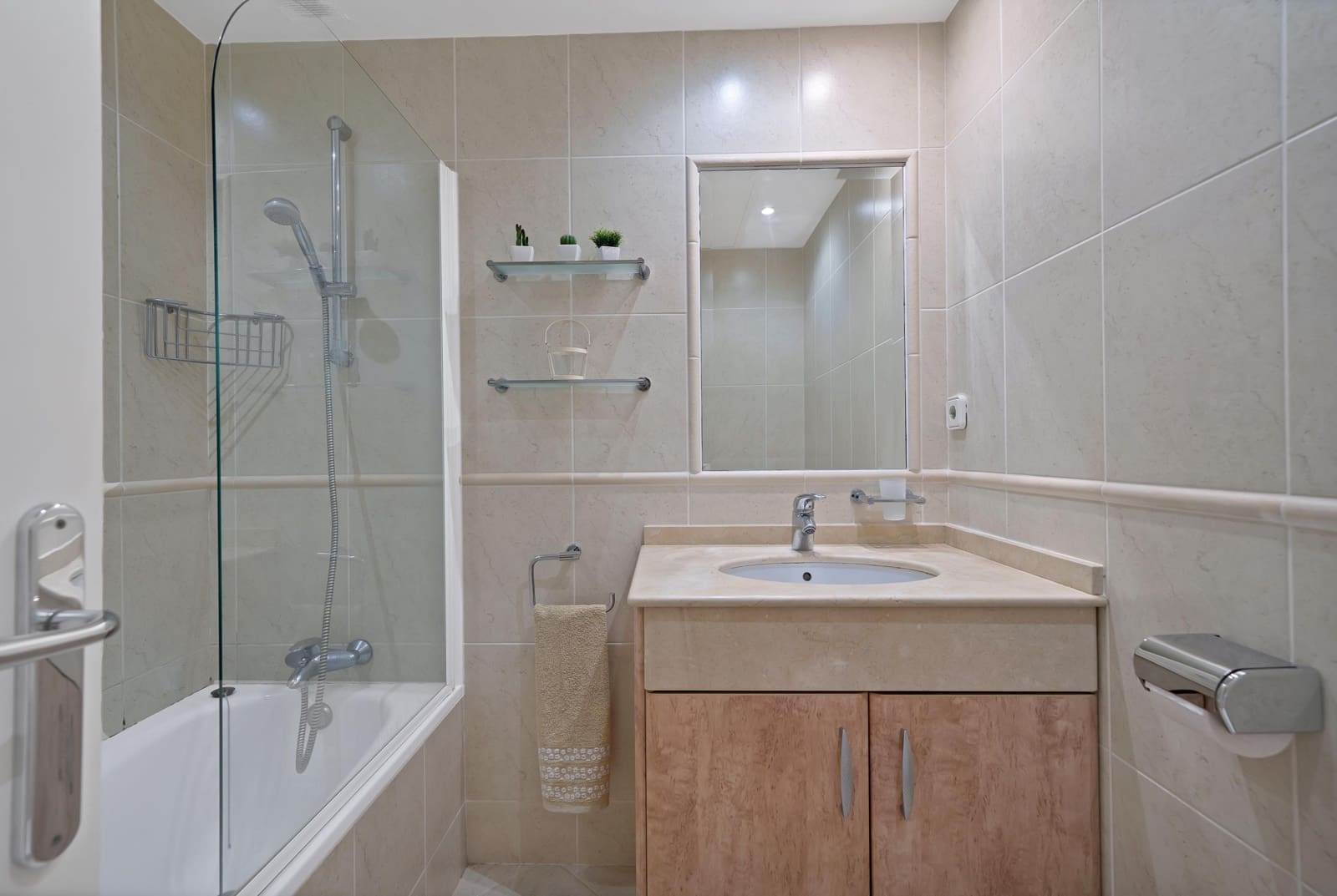 2 bedroom Apartment for sale in La Quinta - € 410,000 (Ref: 9584538)