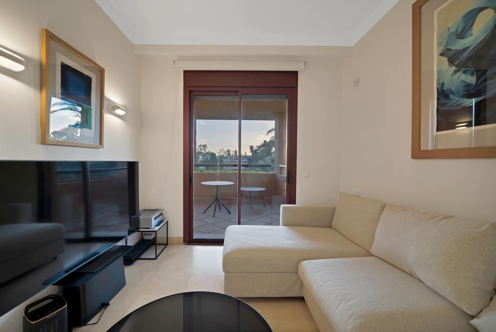 3 bedroom Apartment for sale in Bahia de Marbella with pool - € 1,300,000 (Ref: 9591564)