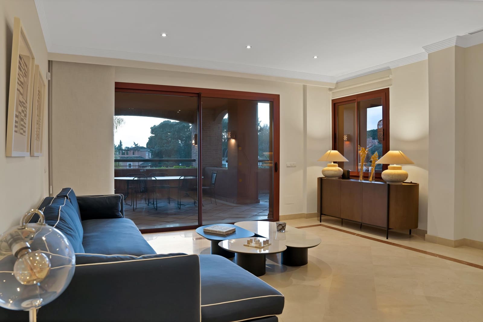 3 bedroom Apartment for sale in Bahia de Marbella with pool - € 1,300,000 (Ref: 9591564)