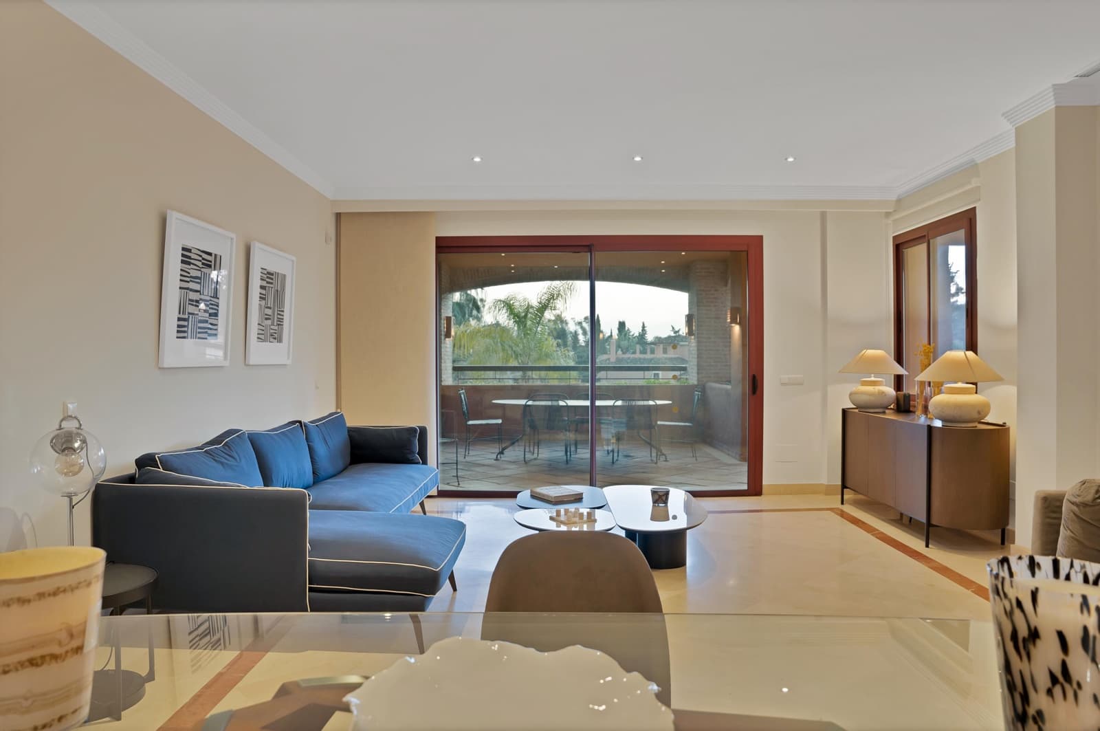 3 bedroom Apartment for sale in Bahia de Marbella with pool - € 1,300,000 (Ref: 9591564)
