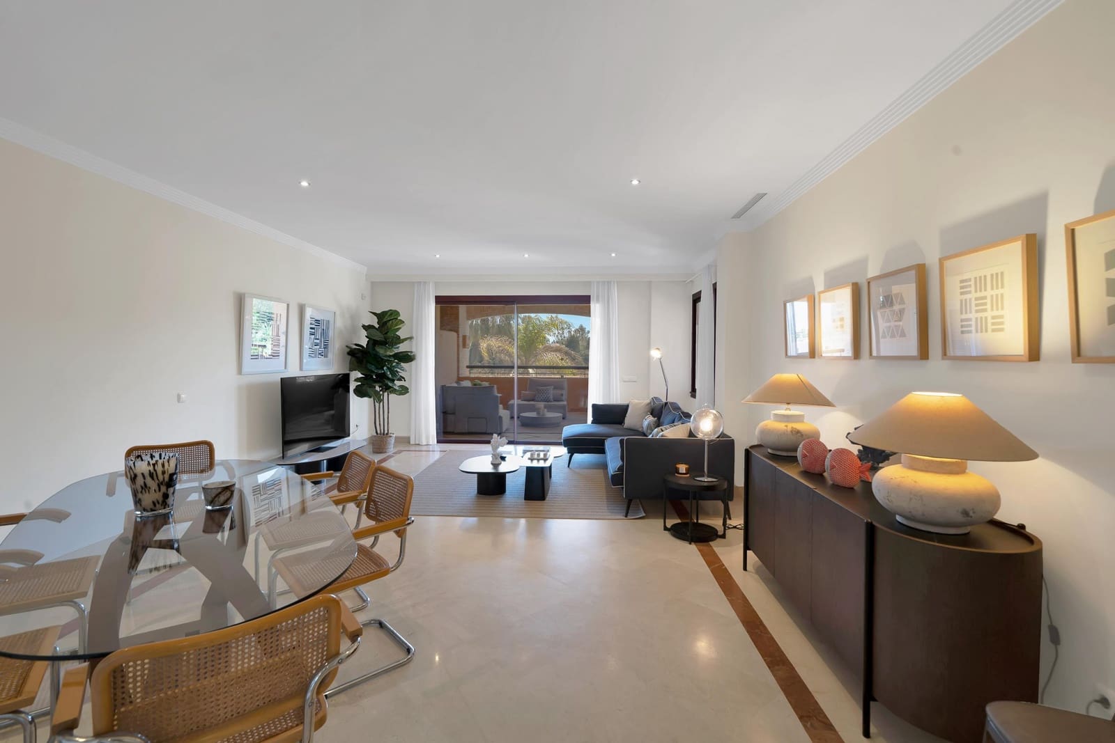 3 soveværelse Lejlighed til salg i Bahia de Marbella med swimmingpool - € 1.300.000 (Ref: 9591564)