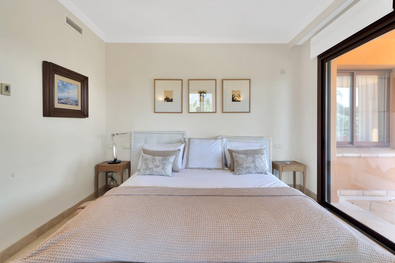 3 soveværelse Lejlighed til salg i Bahia de Marbella med swimmingpool - € 1.300.000 (Ref: 9591564)