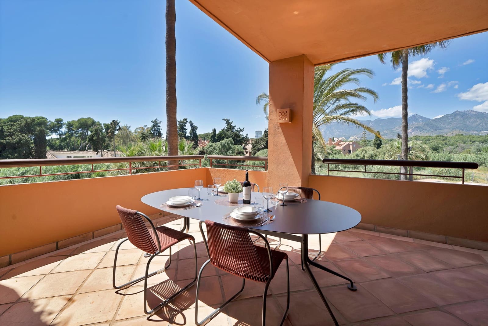 3 soveværelse Lejlighed til salg i Bahia de Marbella med swimmingpool - € 1.300.000 (Ref: 9591564)