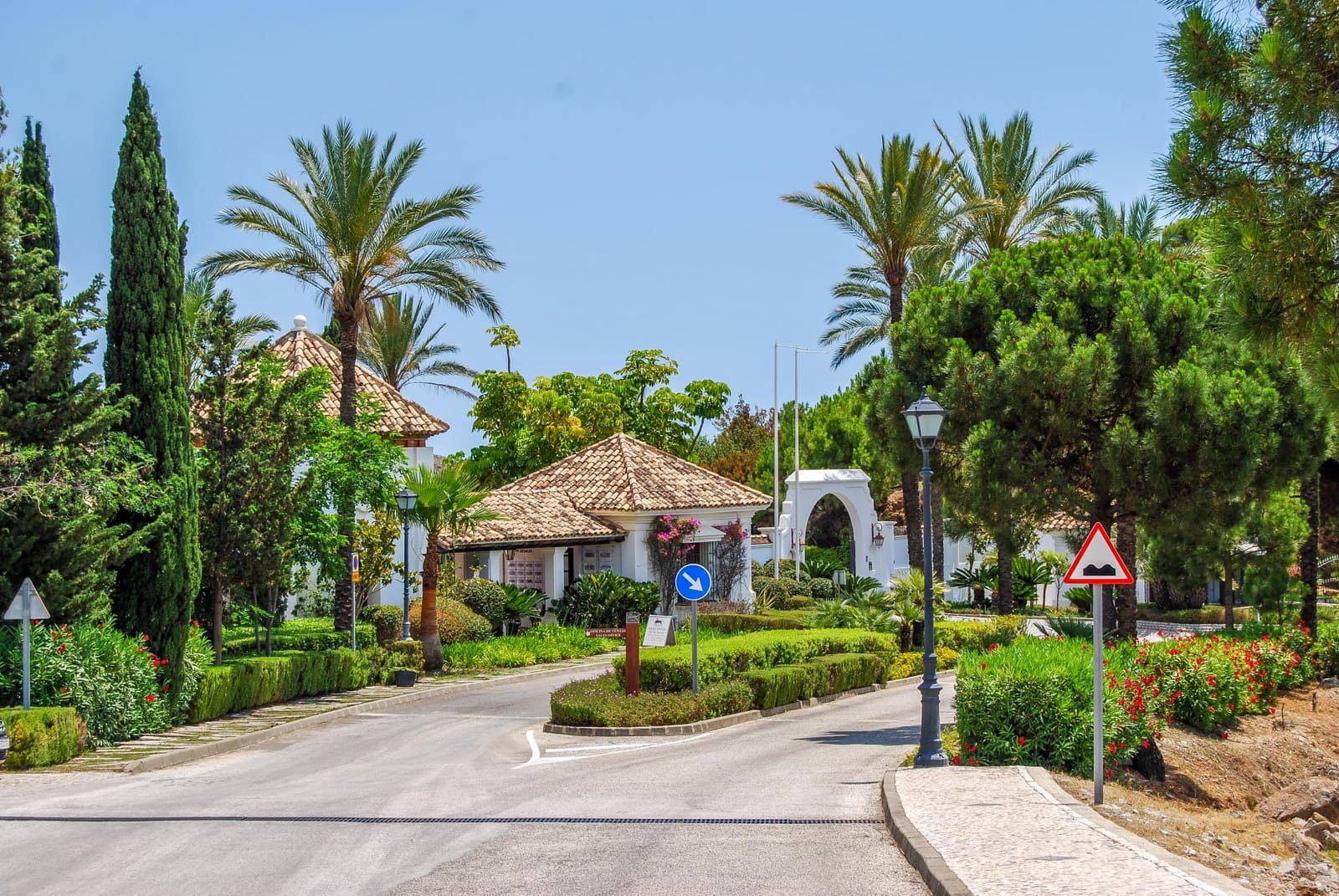 Działka budowlana na sprzedaż w Benahavis - 280 000 € (Ref: 9591567)