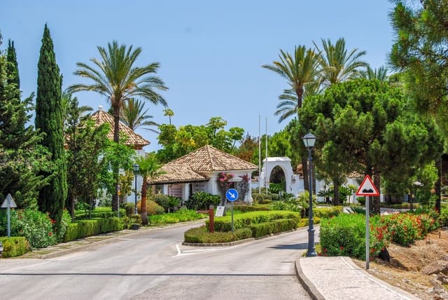 Bouwgrond te koop in Benahavís - € 280.000 (Ref: 9591567)